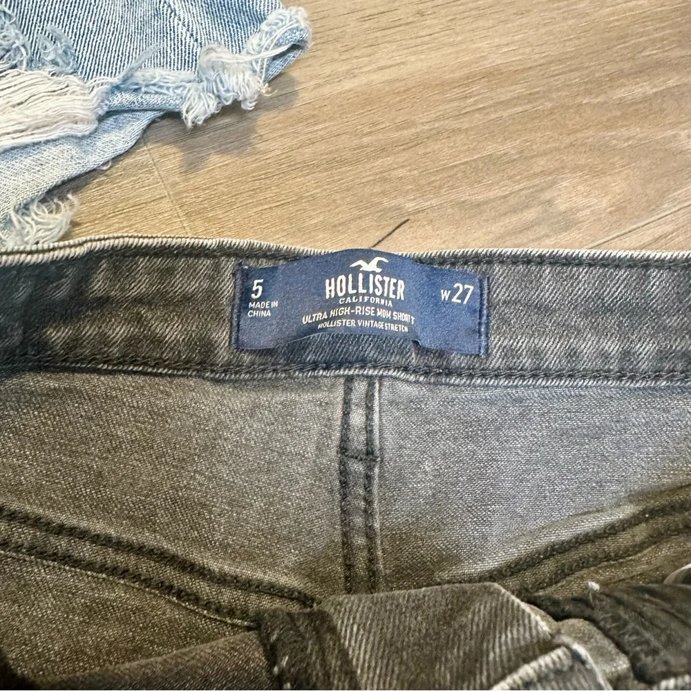 Bundle of 3 Cutoff 100% Cotton Denim Jean Shorts, Size 27, Women/Juniors - Picture 4 of 5